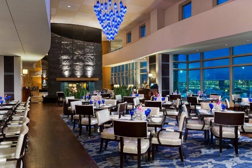 Fairmont Vancouver Airport restaurant